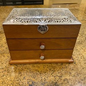 Brighton Lacie Daisy Jewelry Box